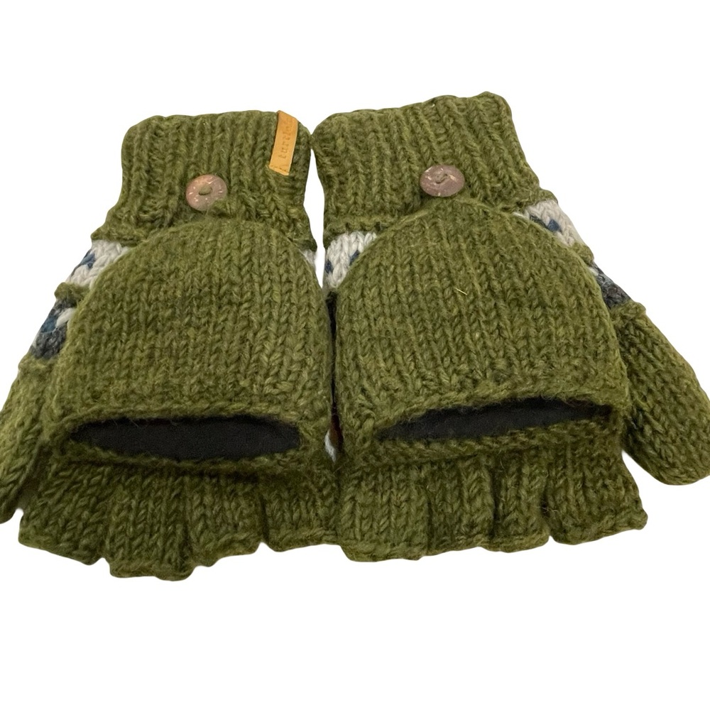 Turtle Fur Cozy Olive Knit Mittens with Pattern, M/L